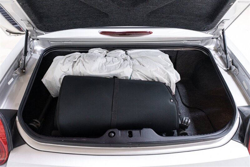 2004 Ford Thunderbird Deluxe