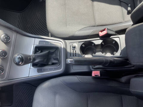 2015 Volkswagen Golf TSI S