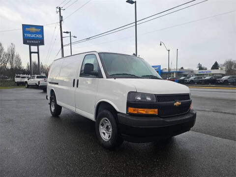 2025 Chevrolet Express 3500