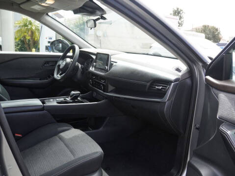2021 Nissan Rogue S