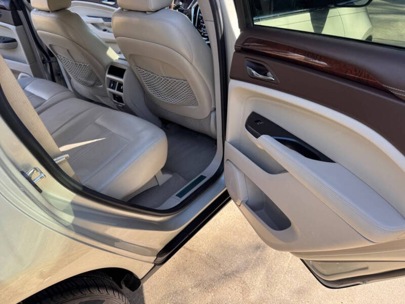 2014 Cadillac SRX Performance Collection
