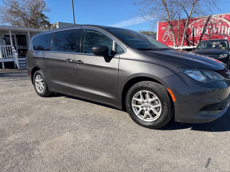 2017 Chrysler Pacifica Touring