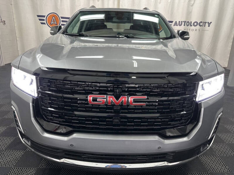 2023 GMC Acadia AT4