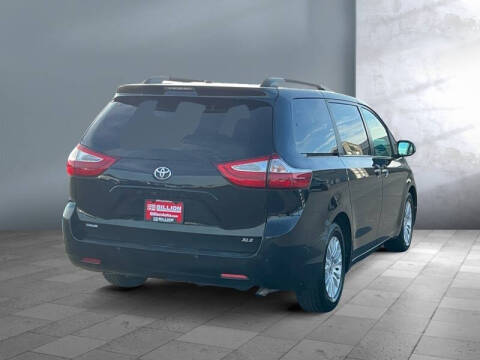 2016 Toyota Sienna