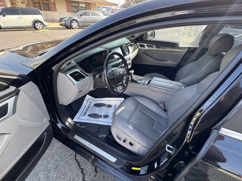 2018 Genesis G80