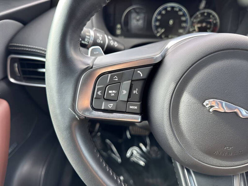 2018 Jaguar F-PACE S