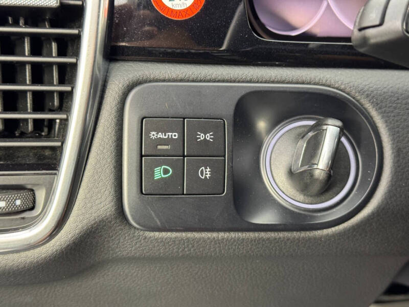 2022 Porsche Cayenne Coupe Platinum Edition