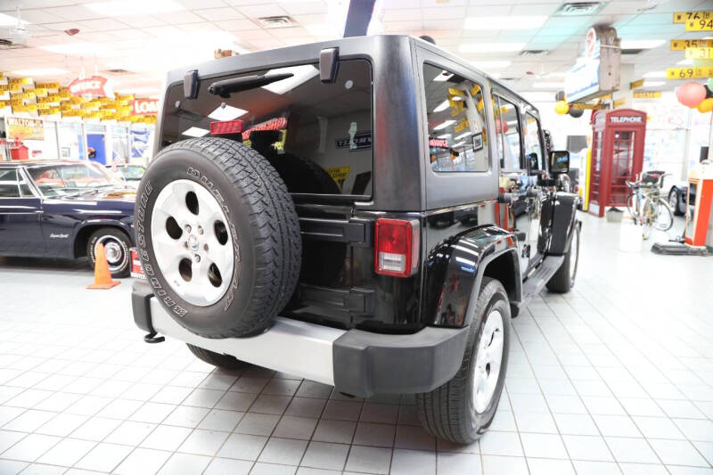 2013 Jeep Wrangler Unlimited Sahara
