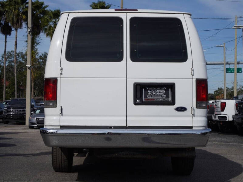 2011 Ford E-Series E-350 SD XLT