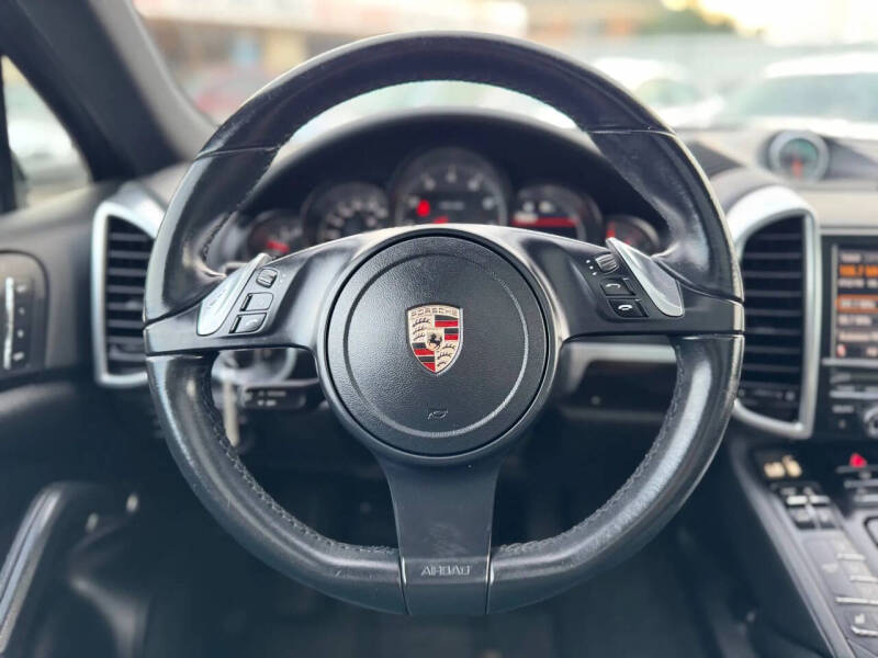 2012 Porsche Cayenne Tiptronic