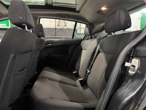 2008 Saturn Astra XR