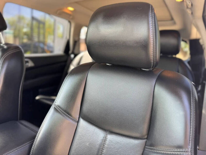 2018 Nissan Pathfinder Platinum