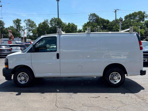 2020 Chevrolet Express 2500