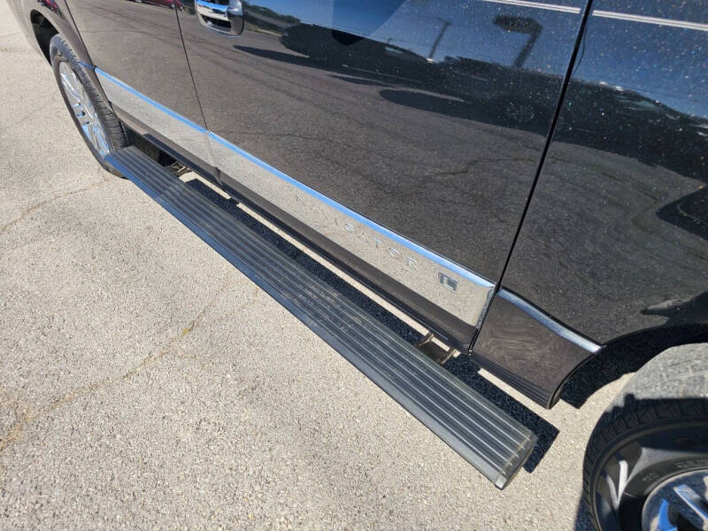 2012 Lincoln Navigator L