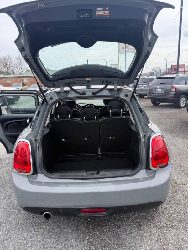 2017 MINI Hardtop 4 Door Cooper