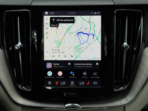 2025 Volvo XC60 T8 Plus Dark Theme