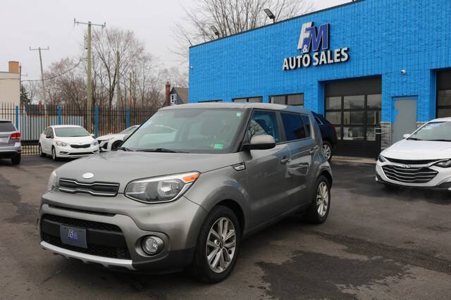 2017 Kia Soul +