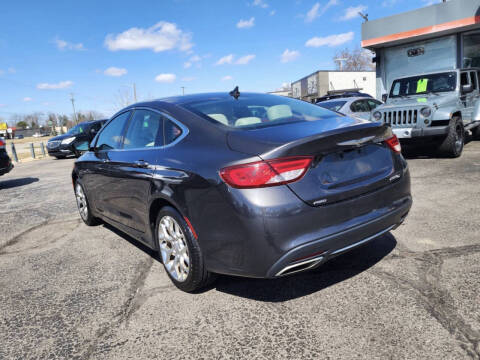 2015 Chrysler 200 C