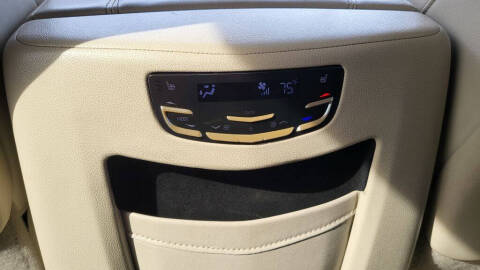2018 Cadillac Escalade Luxury