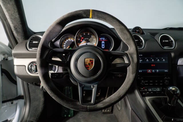 2020 Porsche 718 Cayman GT4