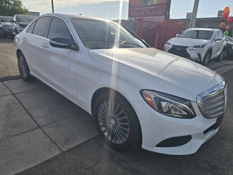 2015 Mercedes-Benz C-Class C 300