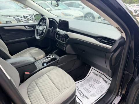 2021 Ford Escape SE