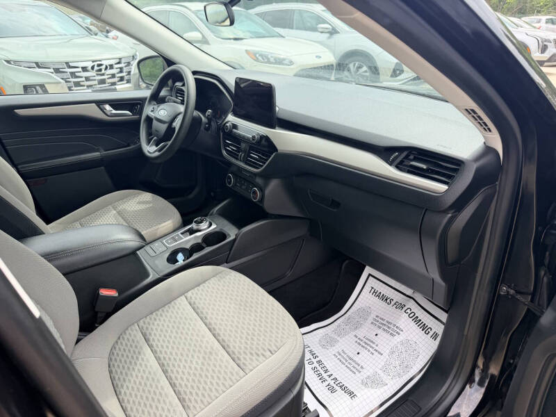 2021 Ford Escape SE