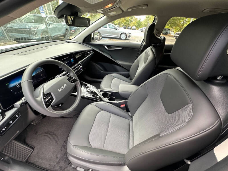 2025 Kia Niro EV Wind