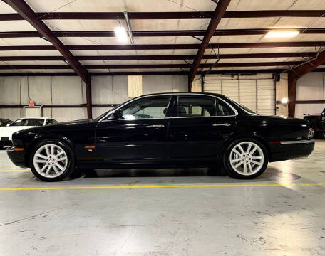 2004 Jaguar XJR