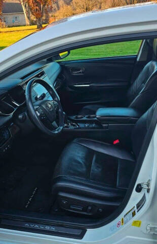 2013 Toyota Avalon Hybrid XLE Premium