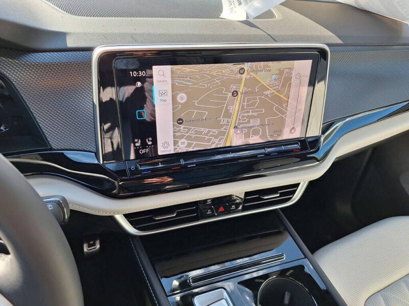 2026 Volkswagen Atlas Cross Sport SEL Premium R-Line 4Motion