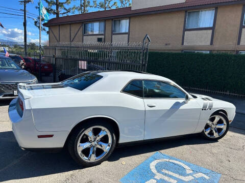 2013 Dodge Challenger R/T Classic