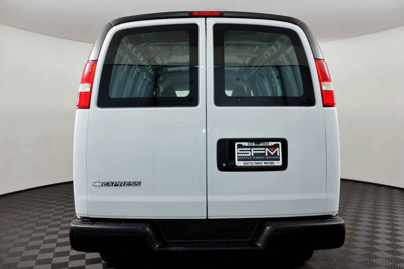 2018 Chevrolet Express 2500