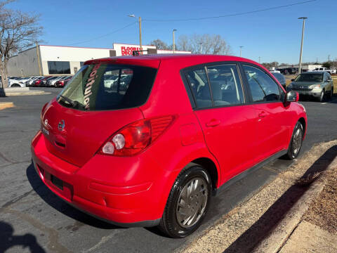 2012 Nissan Versa 1.8 S
