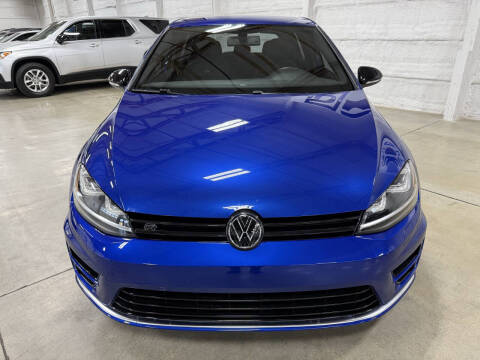 2016 Volkswagen Golf R 4Motion