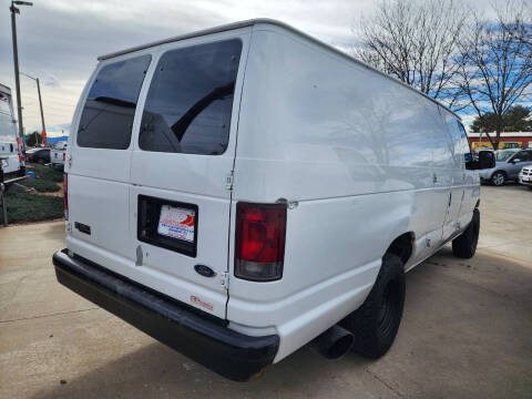 2004 Ford E-Series E-350 SD