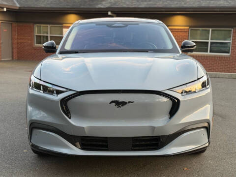 2024 Ford Mustang Mach-E Premium