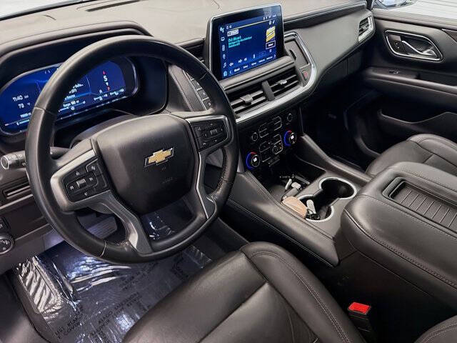 2023 Chevrolet Suburban LT