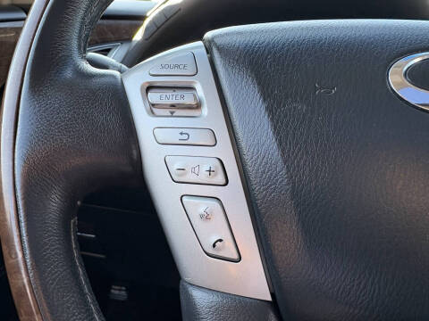 2016 Infiniti QX80