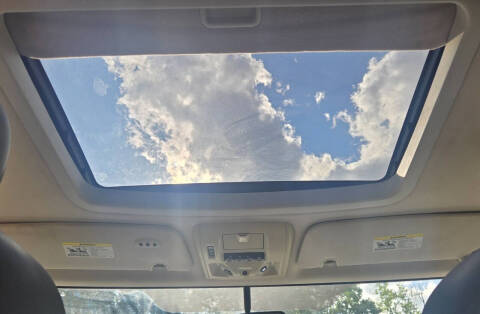 2011 Volkswagen Routan SEL