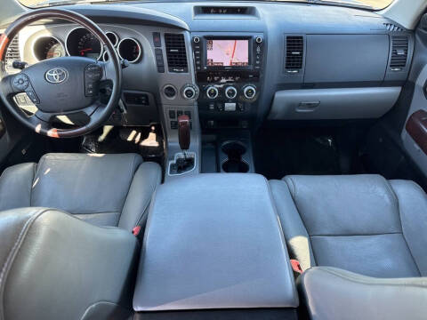 2013 Toyota Sequoia Platinum