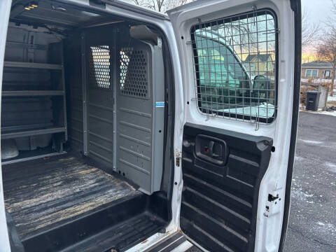 2017 GMC Savana 2500