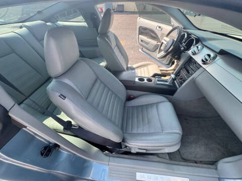 2006 Ford Mustang GT Deluxe