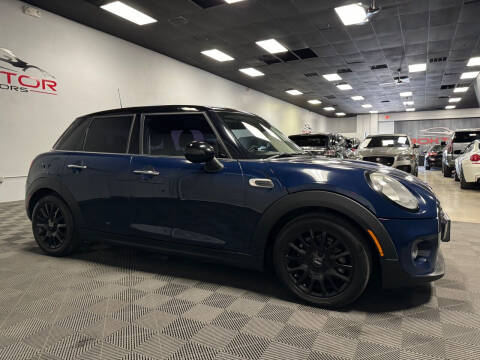 2017 MINI Hardtop 4 Door for sale at Boktor Motors - Las Vegas in Las Vegas NV