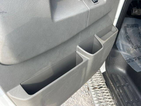 2017 GMC Savana LS 2500