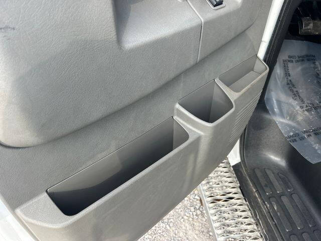 2017 GMC Savana LS 2500