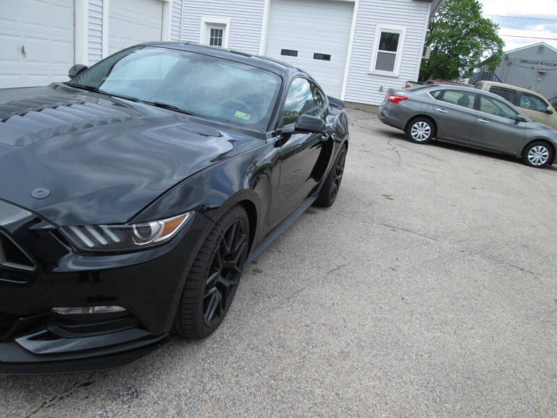 2017 Ford Mustang V6