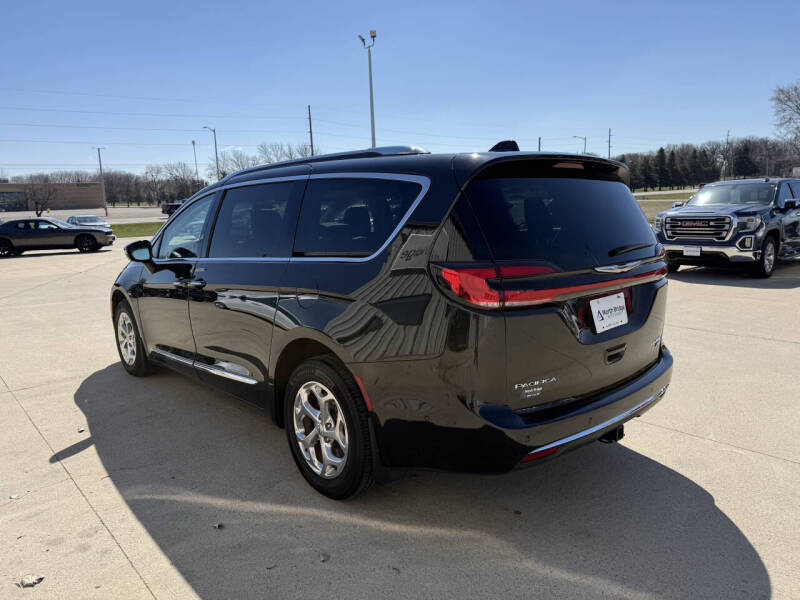 2021 Chrysler Pacifica Limited