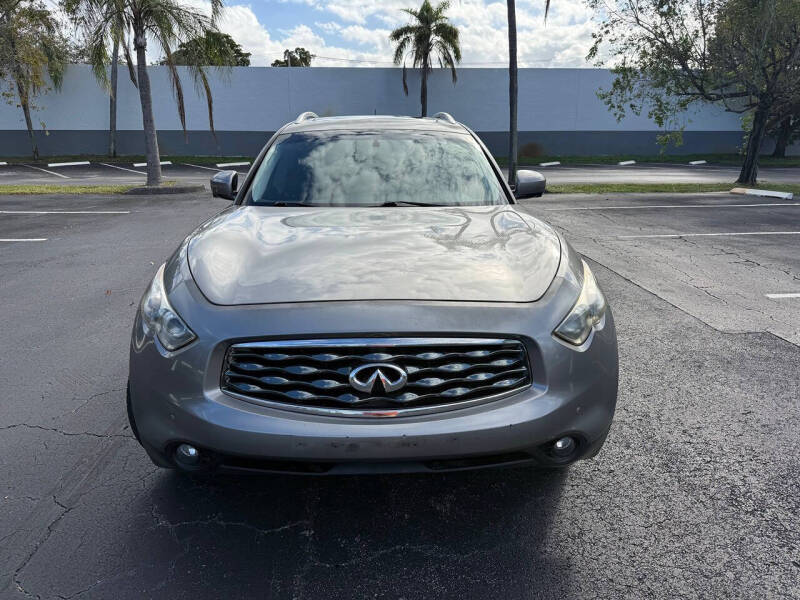 2010 Infiniti FX35