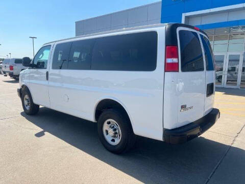 2022 Chevrolet Express LS 3500